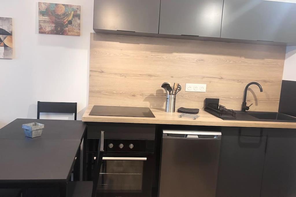 Confortable En Plein Centre Apartment Metz